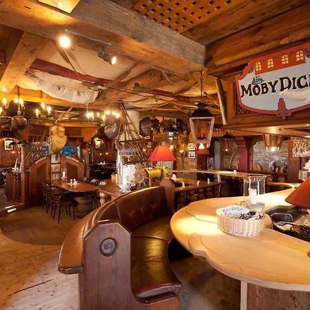 Moby Dick Apartment *
